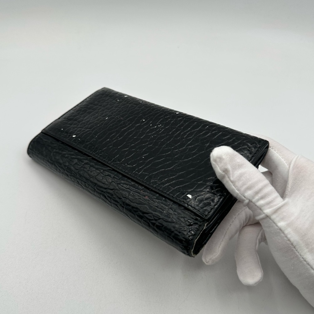 Burberry Patent Embossed Leather Wallet - Picture 2 of 15